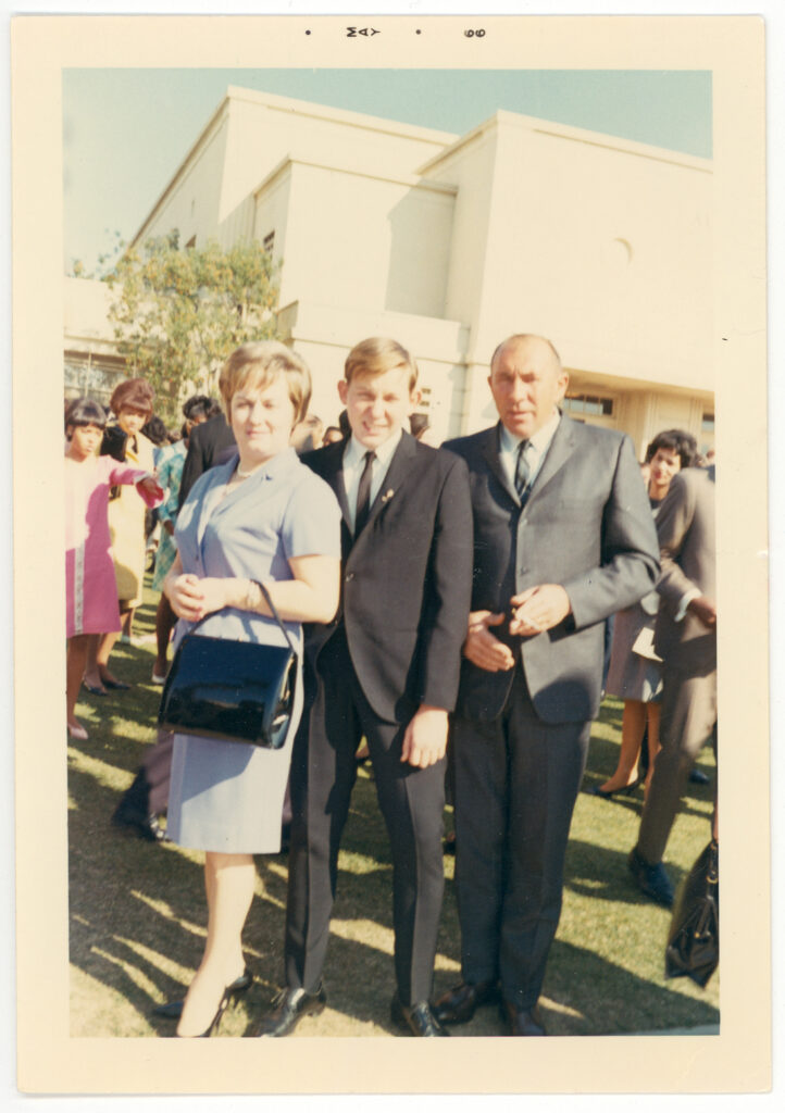 1966-esther-son-harold-boris-in-los-angeles